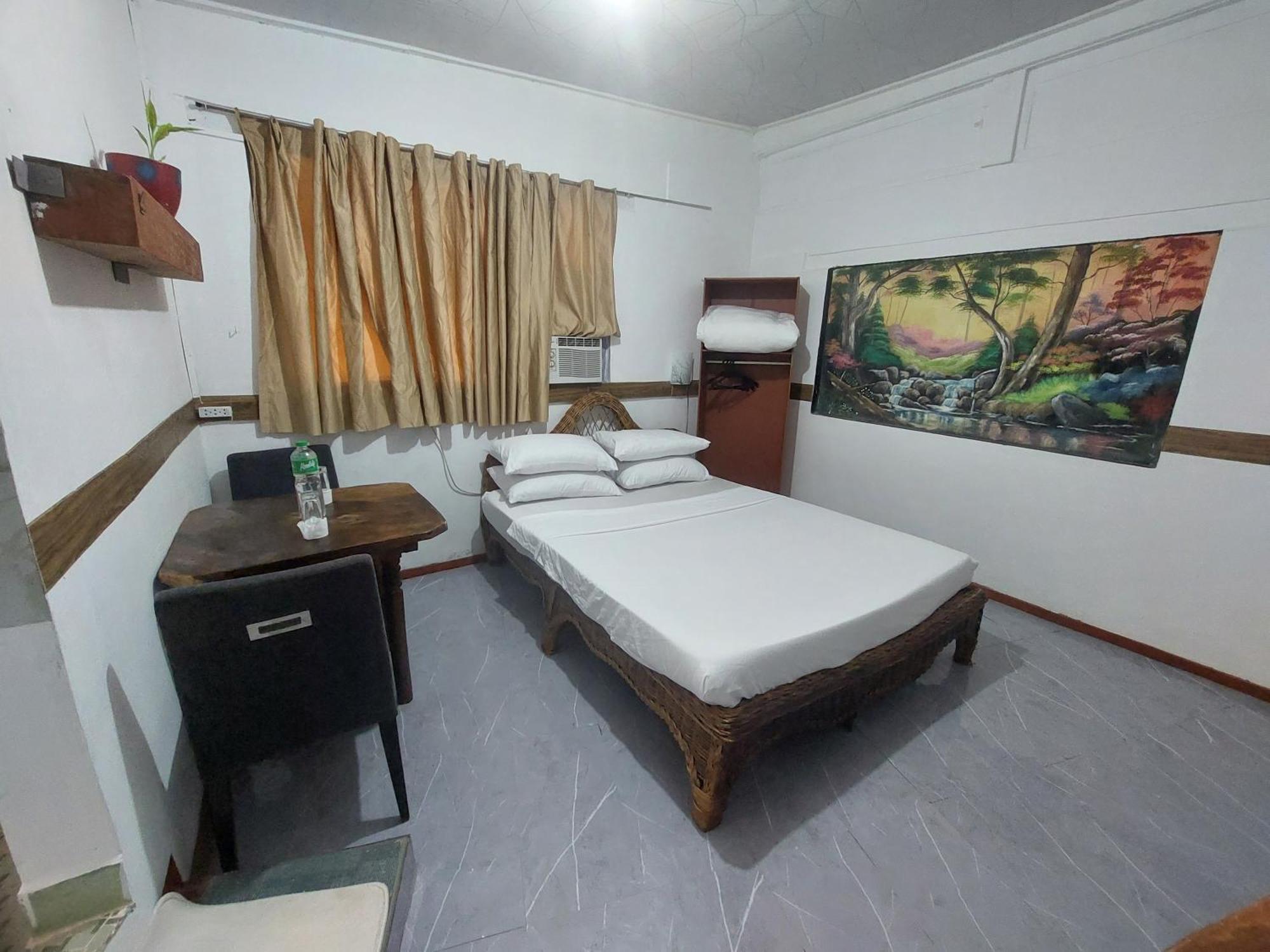 Larmar Bed And Breakfast Puerto Princesa Eksteriør bilde