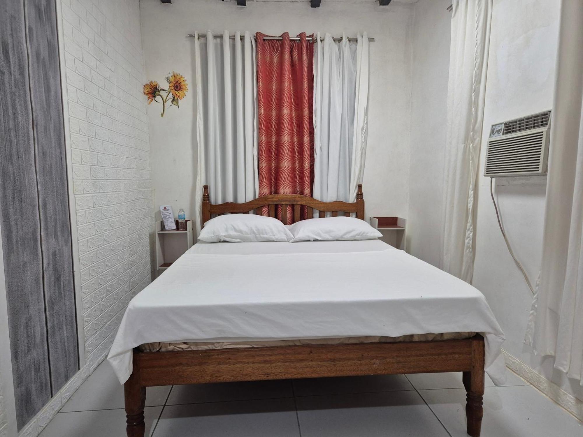 Larmar Bed And Breakfast Puerto Princesa Eksteriør bilde