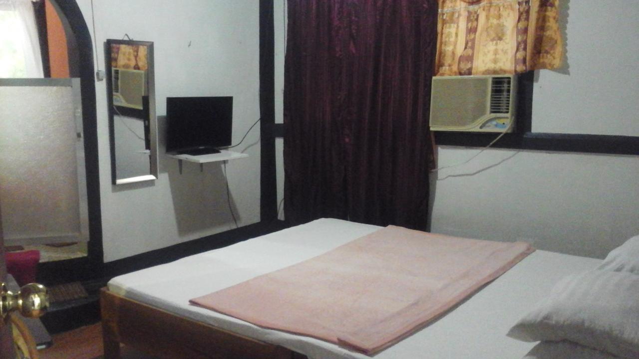 Larmar Bed And Breakfast Puerto Princesa Eksteriør bilde